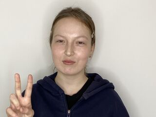 naked cam girl RosendaGaro