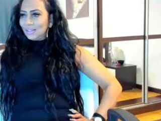 hot striptease webcam RoxanaCara