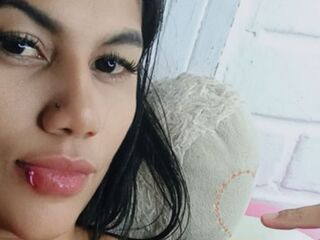 naughty camwhore SamaraBles