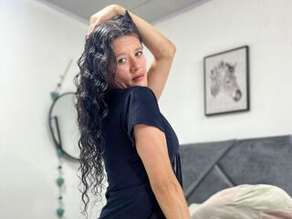 hot chatroom SereneBerkles