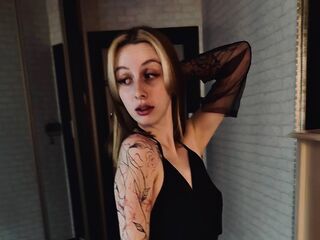hot cam girl spreading pussy ShoshanaManhardt