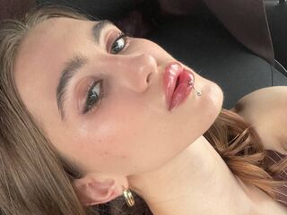 adultcam photo SilviaCoey