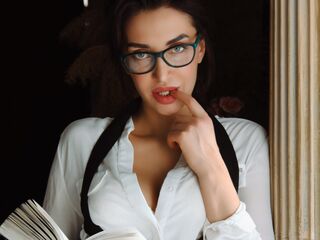 hot cam girl masturbating with vibrator SimoniGrace