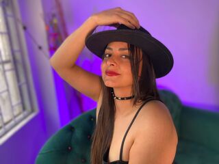 adult webcam chatroom SkyReynolds