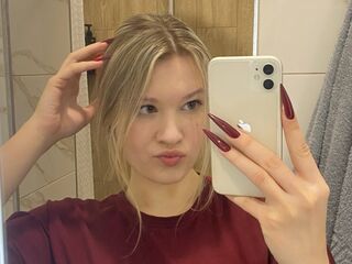 hot strip tease show SkyeDavi