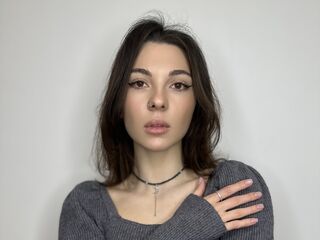 chat room live webcam SkyeSnow