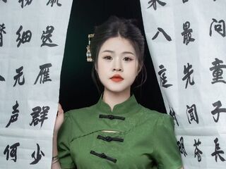 camslut masturbating SkylarEva