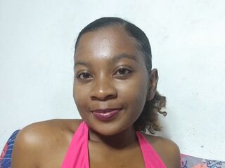live sex cam SoalyEvelyne