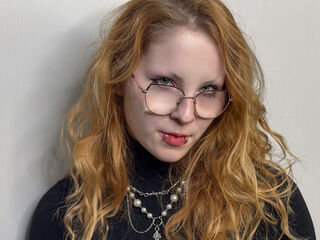 hot cam girl fingering SofiaDyson