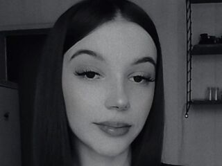 chat with cam SoilaHoyles
