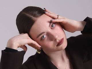 fingering girl webcam  SophiaCurlam