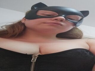 hot cam whore SophiaStuard