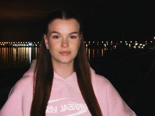 camgirl masturbating with dildo StaceyRouthier