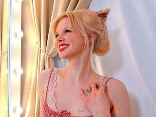 cam slut chat room StacyValeon