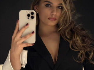 adult videochat cam TaHillmer