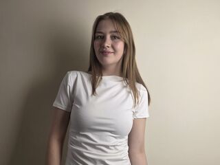 chat with cam TeresiaCaspi