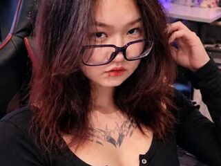 naked girl with webcam masturbating with vibrator TishaOyervides