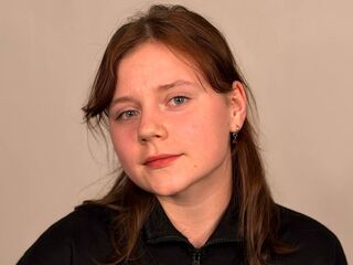 chat room live cam TonaBurgard