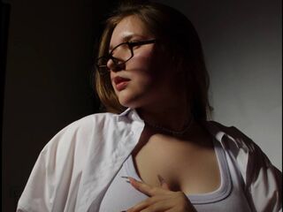 naughty camgirl photo WhiteeChloee