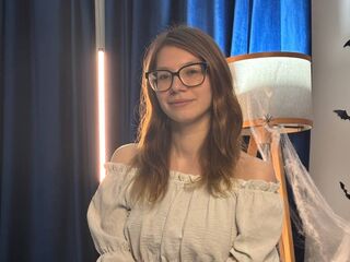 strip show WilliemaeWittlin