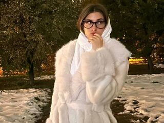 hot webcam slut YukoHazer