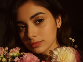 camgirl chatroom ZaylaAmin